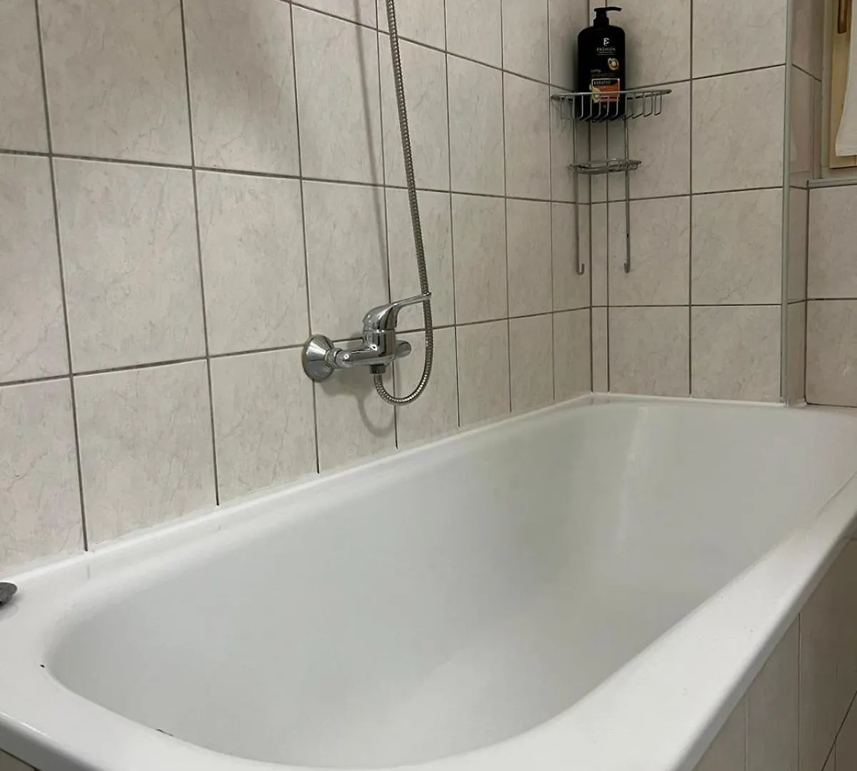 Lovely 3Br Aptbshared Next To Meidling Station Διαμέρισμα Βιέννη